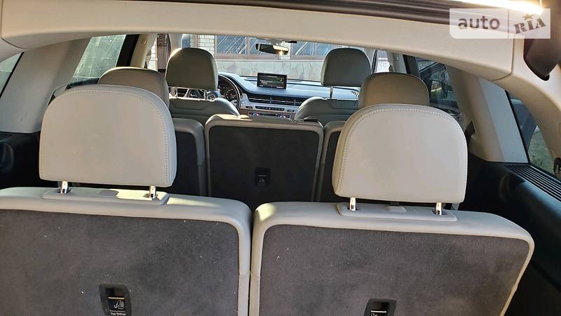 Позашляховик / Кросовер Audi Q7 2015 в Тернополі