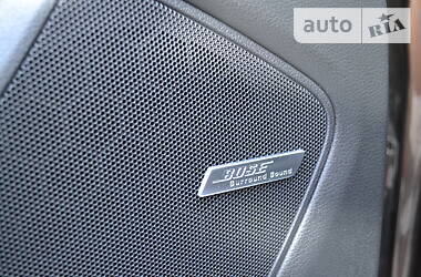 Позашляховик / Кросовер Audi Q7 2013 в 