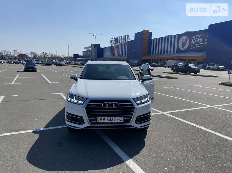 Позашляховик / Кросовер Audi Q7 2016 в Києві фото 4 Позашляховик / Кросовер Audi Q7 2016 в Києві
