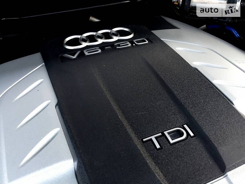 Внедорожник / Кроссовер Audi Q7 2010 в Черновцах