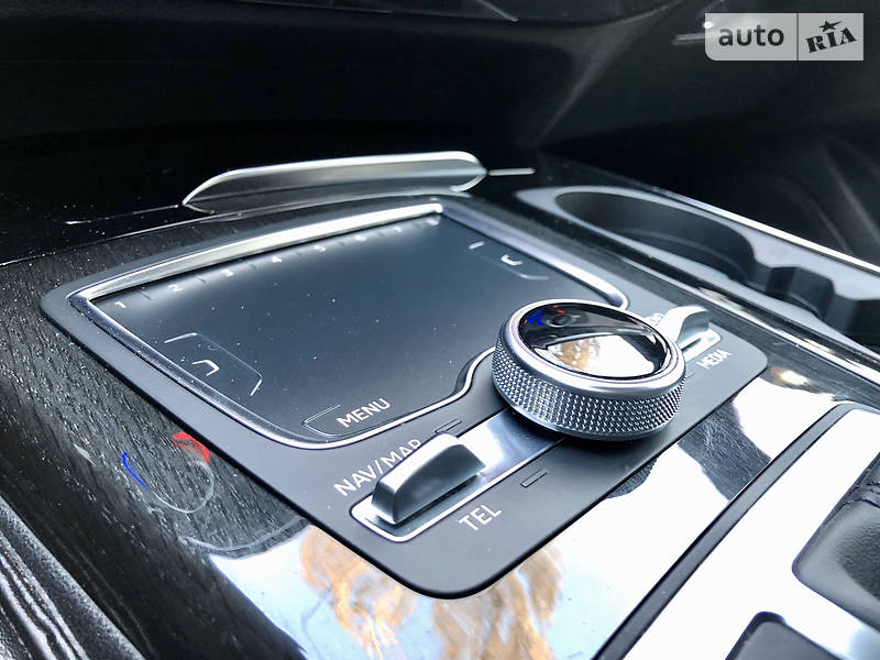 Позашляховик / Кросовер Audi Q7 2018 в Києві
