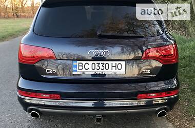Позашляховик / Кросовер Audi Q7 2013 в Львові