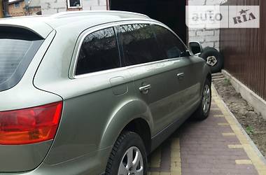 Позашляховик / Кросовер Audi Q7 2007 в 