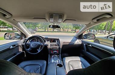 Позашляховик / Кросовер Audi Q7 2013 в Черкасах