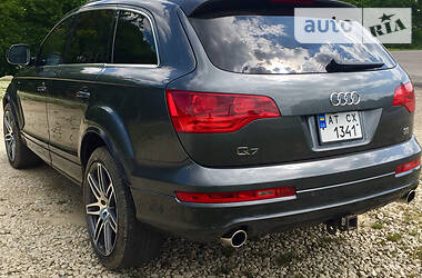 Позашляховик / Кросовер Audi Q7 2007 в Долині