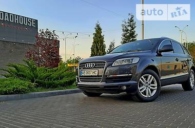 Позашляховик / Кросовер Audi Q7 2006 в 