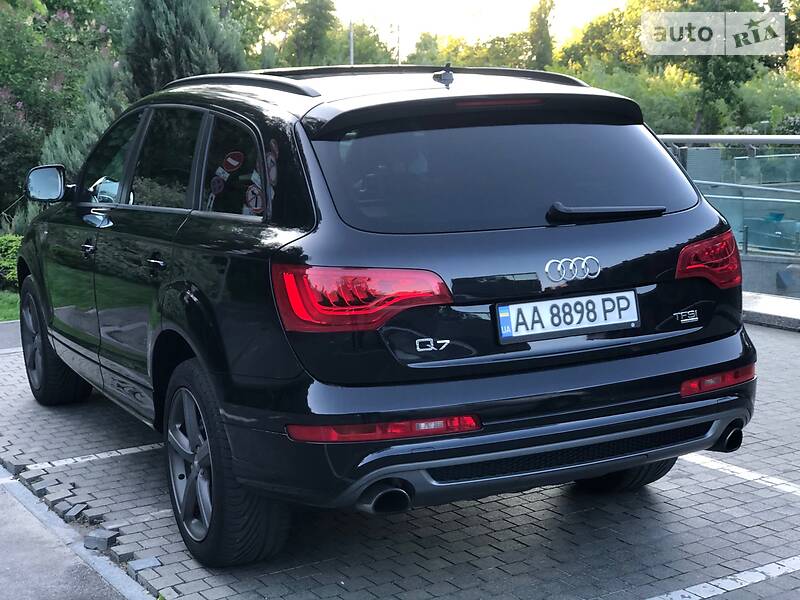 Позашляховик / Кросовер Audi Q7 2014 в Києві