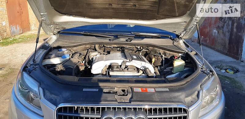 Позашляховик / Кросовер Audi Q7 2007 в Хмельницькому