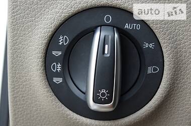 Позашляховик / Кросовер Audi Q7 2012 в 