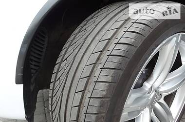Позашляховик / Кросовер Audi Q7 2012 в 