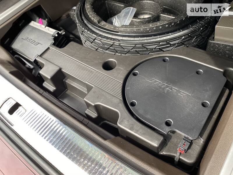 Позашляховик / Кросовер Audi Q7 2017 в Києві