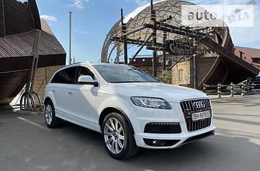 Внедорожник / Кроссовер Audi Q7 2014 в Одессе