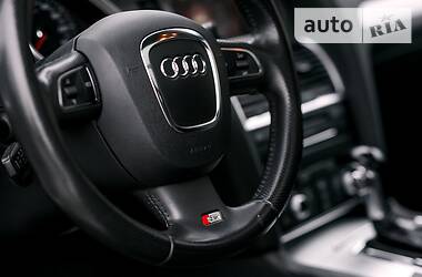 Универсал Audi Q7 2011 в Львове