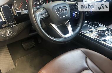 Внедорожник / Кроссовер Audi Q7 2016 в Киеве