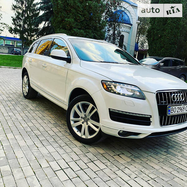 Внедорожник / Кроссовер Audi Q7 2012 в Каменец-Подольском