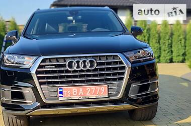 Позашляховик / Кросовер Audi Q7 2019 в Луцьку