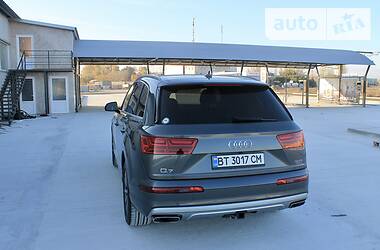 Внедорожник / Кроссовер Audi Q7 2018 в Олешках