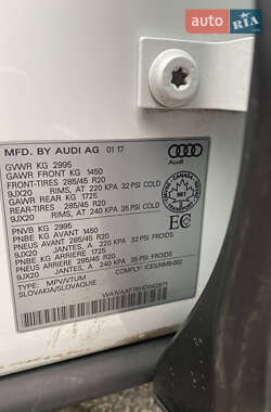 Внедорожник / Кроссовер Audi Q7 2017 в 