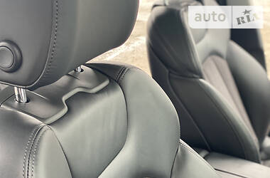 Внедорожник / Кроссовер Audi Q7 2016 в 