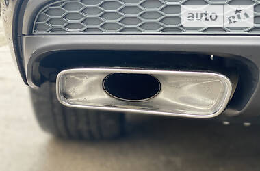 Внедорожник / Кроссовер Audi Q7 2016 в 
