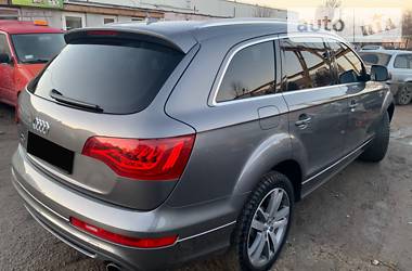 Позашляховик / Кросовер Audi Q7 2013 в Одесі