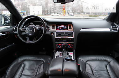 Позашляховик / Кросовер Audi Q7 2013 в Черкасах