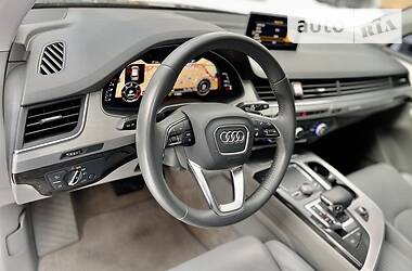 Внедорожник / Кроссовер Audi Q7 2015 в Киеве