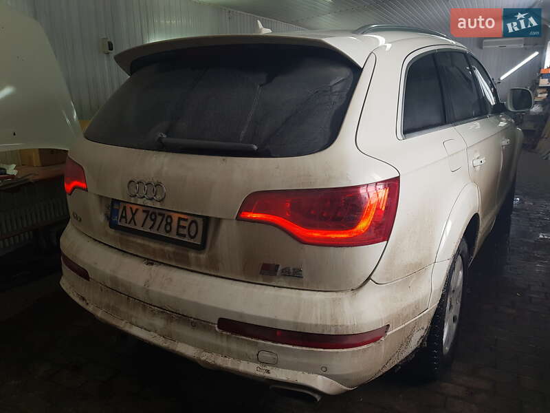 Внедорожник / Кроссовер Audi Q7 2007 в Болехове