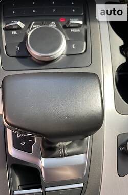 Позашляховик / Кросовер Audi Q7 2016 в Дружківці