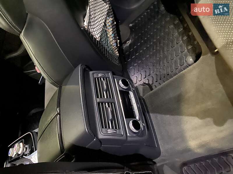 Внедорожник / Кроссовер Audi Q7 2017 в Киеве