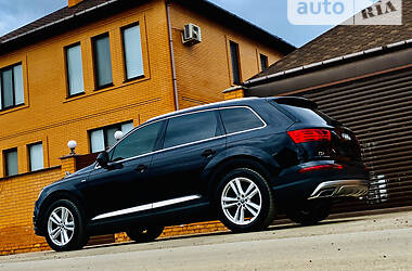 Внедорожник / Кроссовер Audi Q7 2018 в Одессе