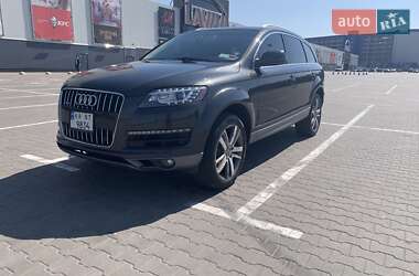Позашляховик / Кросовер Audi Q7 2011 в 