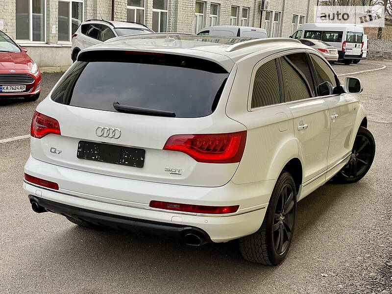 Позашляховик / Кросовер Audi Q7 2013 в Києві