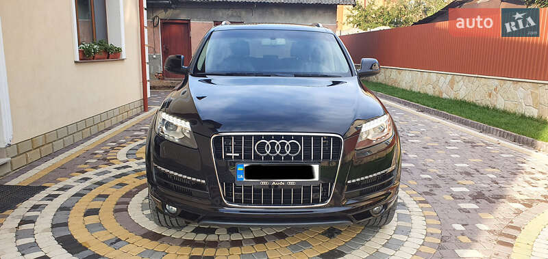 Позашляховик / Кросовер Audi Q7 2015 в Тернополі