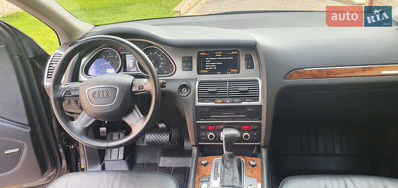 Позашляховик / Кросовер Audi Q7 2015 в Тернополі