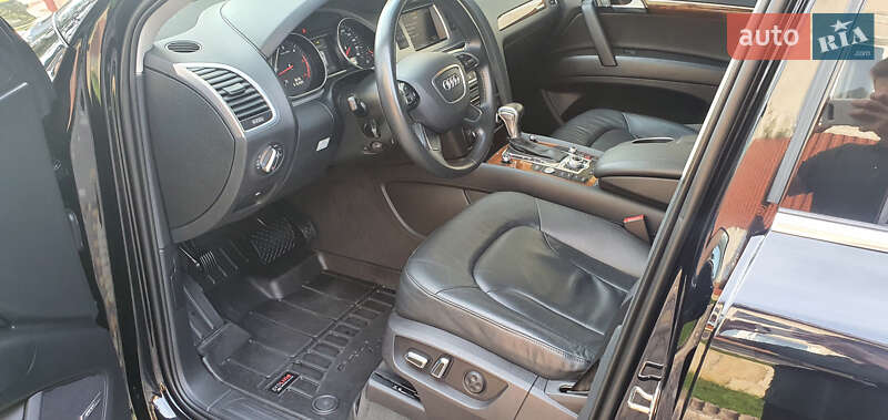 Позашляховик / Кросовер Audi Q7 2015 в Тернополі