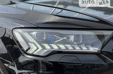 Внедорожник / Кроссовер Audi Q7 2020 в Киеве