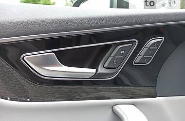 Внедорожник / Кроссовер Audi Q7 2016 в 