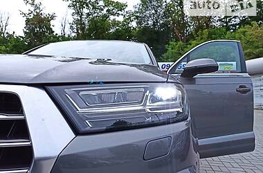 Внедорожник / Кроссовер Audi Q7 2016 в 