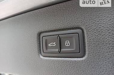 Внедорожник / Кроссовер Audi Q7 2016 в 