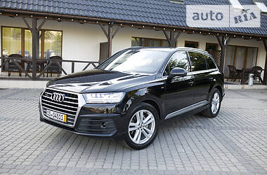 Внедорожник / Кроссовер Audi Q7 2017 в Ровно