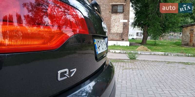 Внедорожник / Кроссовер Audi Q7 2006 в Запорожье