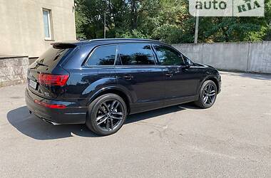 Внедорожник / Кроссовер Audi Q7 2017 в Запорожье