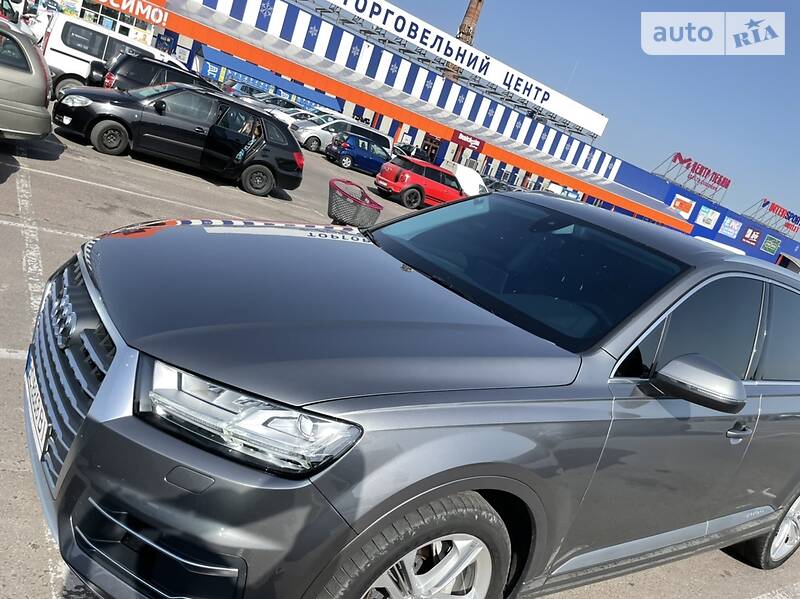 Позашляховик / Кросовер Audi Q7 2017 в Львові фото 13 Позашляховик / Кросовер Audi Q7 2017 в Львові