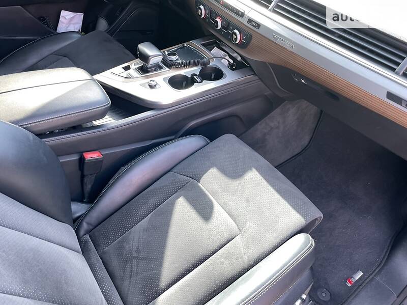 Позашляховик / Кросовер Audi Q7 2017 в Львові фото 17 Позашляховик / Кросовер Audi Q7 2017 в Львові