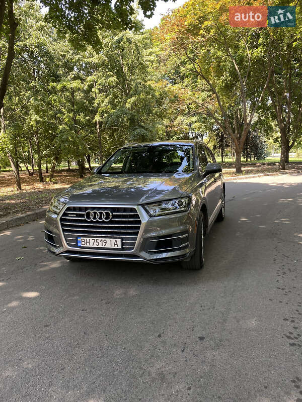 Audi Q7 2017
