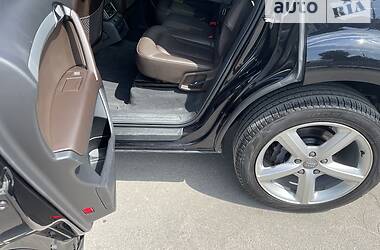Внедорожник / Кроссовер Audi Q7 2013 в 