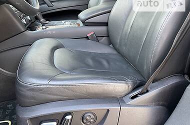 Внедорожник / Кроссовер Audi Q7 2011 в 