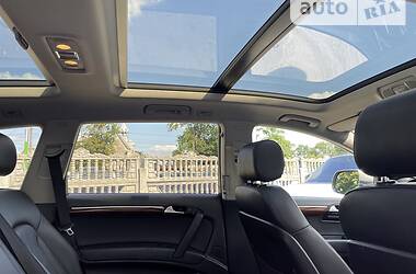 Внедорожник / Кроссовер Audi Q7 2011 в 