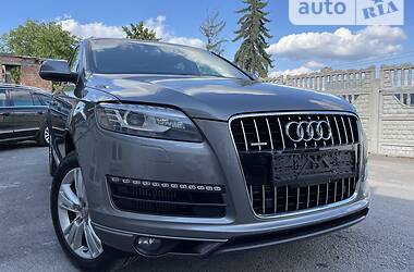 Внедорожник / Кроссовер Audi Q7 2011 в 